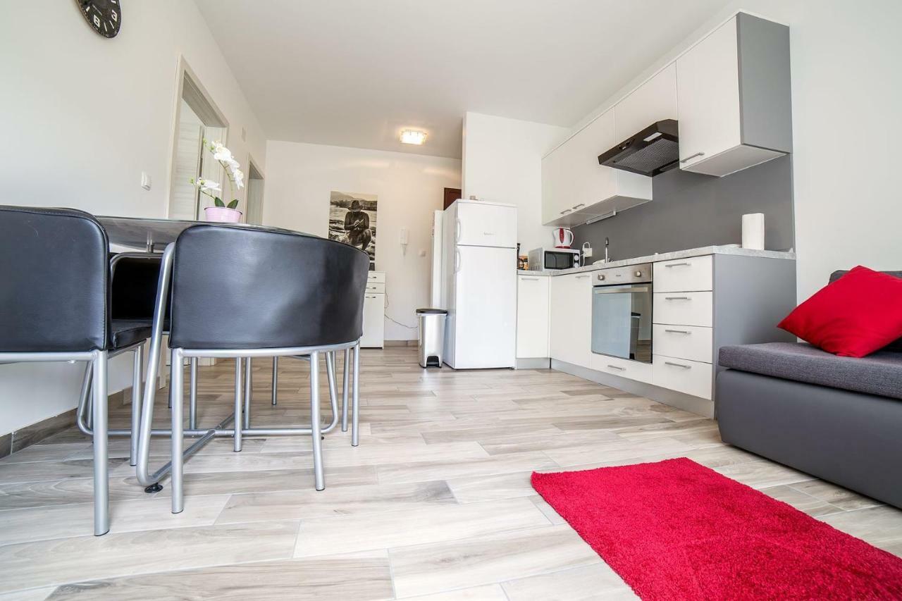 Апартаменти Studio Apartman Nina Рієка Екстер'єр фото