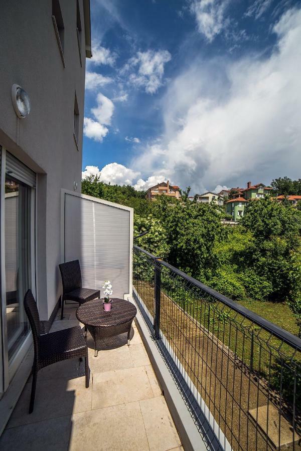 Апартаменти Studio Apartman Nina Рієка Екстер'єр фото